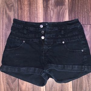 𝙼𝚊𝚜𝚜𝚒𝚖𝚘 𝚜𝚑𝚘𝚛𝚝𝚜- 𝚑𝚒 𝚛𝚒𝚜𝚎